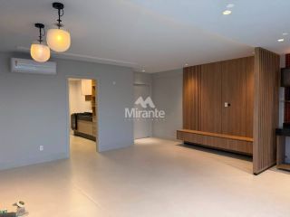 Apartamento Para Alugar com 3 quartos sendo 3 suítes no bairro Santa Mônica em Feira De Santana