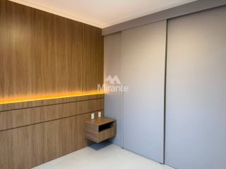 Apartamento Para Alugar com 3 quartos sendo 3 suítes no bairro Santa Mônica em Feira De Santana