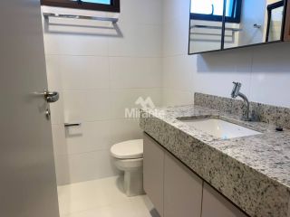 Apartamento Para Alugar com 3 quartos sendo 3 suítes no bairro Santa Mônica em Feira De Santana