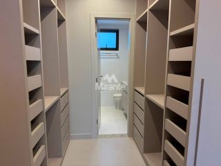 Apartamento Para Alugar com 3 quartos sendo 3 suítes no bairro Santa Mônica em Feira De Santana