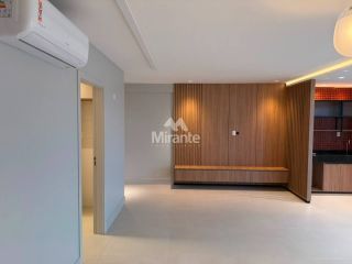 Apartamento Para Alugar com 3 quartos sendo 3 suítes no bairro Santa Mônica em Feira De Santana