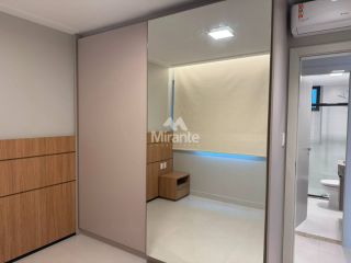 Apartamento Para Alugar com 3 quartos sendo 3 suítes no bairro Santa Mônica em Feira De Santana
