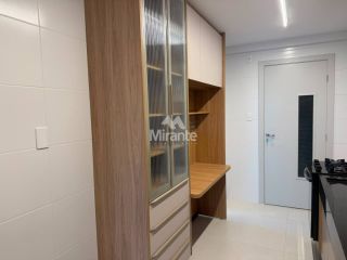 Apartamento Para Alugar com 3 quartos sendo 3 suítes no bairro Santa Mônica em Feira De Santana