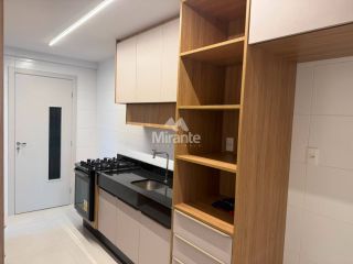 Apartamento Para Alugar com 3 quartos sendo 3 suítes no bairro Santa Mônica em Feira De Santana
