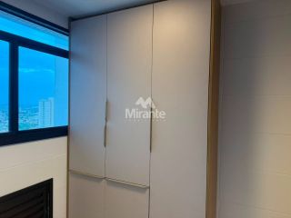 Apartamento Para Alugar com 3 quartos sendo 3 suítes no bairro Santa Mônica em Feira De Santana