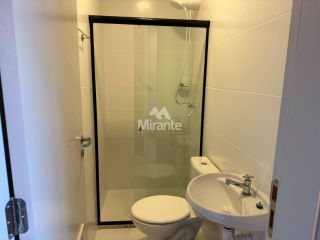 Apartamento Para Alugar com 3 quartos sendo 3 suítes no bairro Santa Mônica em Feira De Santana