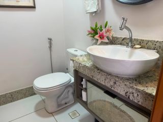 Casa de Condomínio Para Vender com 3 quartos sendo 3 suítes no bairro Sim em Feira De Santana