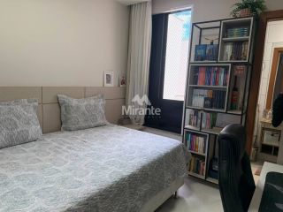 Casa de Condomínio Para Vender com 3 quartos sendo 3 suítes no bairro Sim em Feira De Santana