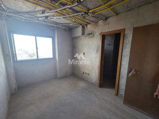 Apartamento Para Vender com 3 quartos sendo 3 suítes no bairro Santa Mônica em Feira De Santana