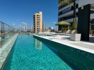 Apartamento Para Alugar com 3 quartos sendo 3 suítes no bairro Santa Mônica em Feira De Santana