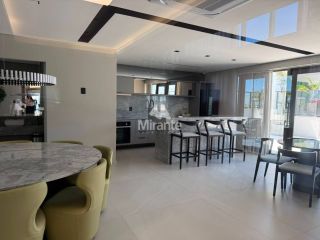 Apartamento Para Alugar com 3 quartos sendo 3 suítes no bairro Santa Mônica em Feira De Santana