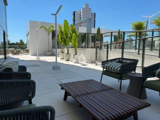 Apartamento Para Alugar com 3 quartos sendo 3 suítes no bairro Santa Mônica em Feira De Santana