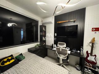 Casa de Condomínio Para Vender com 4 quartos sendo 2 suítes no bairro Pedra do Descanso em Feira De Santana