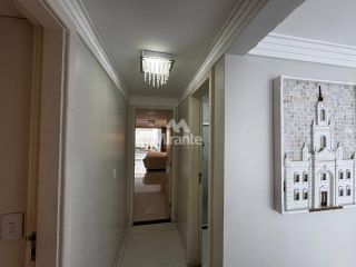 Casa de Condomínio Para Vender com 4 quartos sendo 2 suítes no bairro Pedra do Descanso em Feira De Santana
