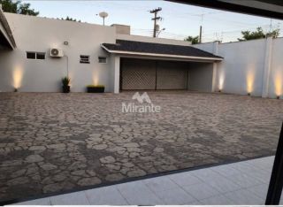 Casa de Condomínio Para Vender com 4 quartos sendo 2 suítes no bairro Pedra do Descanso em Feira De Santana