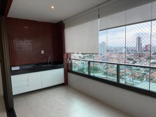 Apartamento Para Alugar com 3 quartos sendo 1 suíte no bairro Santa Mônica em Feira De Santana