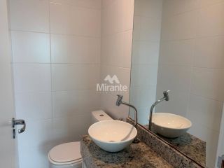 Apartamento Para Alugar com 3 quartos sendo 1 suíte no bairro Santa Mônica em Feira De Santana