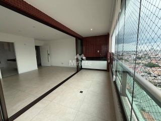 Apartamento Para Alugar com 3 quartos sendo 1 suíte no bairro Santa Mônica em Feira De Santana