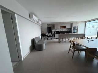Apartamento Para Alugar com 3 quartos sendo 1 suíte no bairro Santa Mônica em Feira De Santana