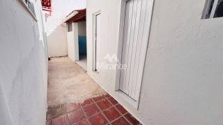 Casa Para Vender com 3 quartos sendo 1 suítes no bairro Jardim Acácia em Feira De Santana