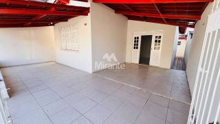 Casa Para Vender com 3 quartos sendo 1 suítes no bairro Jardim Acácia em Feira De Santana