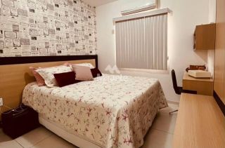 Casa de Condomínio Para Vender com 3 quartos sendo 1 suítes no bairro Tomba em Feira De Santana