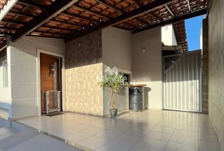 Casa de Condomínio Para Vender com 3 quartos sendo 1 suítes no bairro Tomba em Feira De Santana