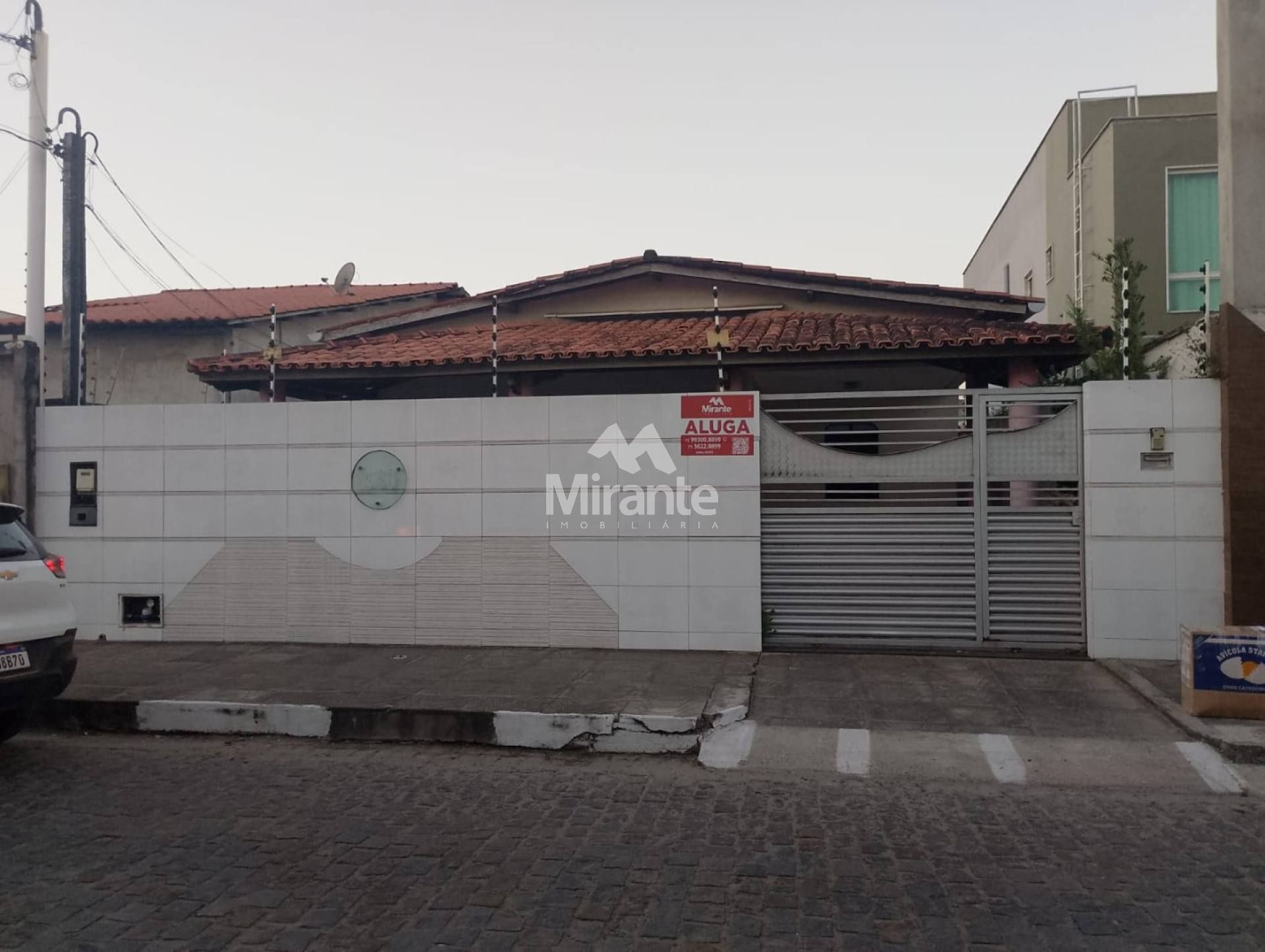 Casa Para Alugar com 2 quartos, sendo 1 suíte, no bairro Mangabeira em Feira De Santana