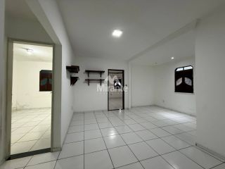 Casa Para Alugar com 2 quartos, sendo 1 suíte, no bairro Mangabeira em Feira De Santana