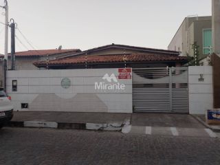 Casa Para Alugar com 2 quartos, sendo 1 suíte, no bairro Mangabeira em Feira De Santana