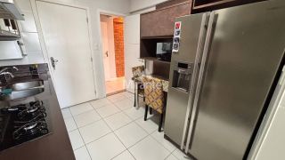 Apartamento Para Alugar com 3 quartos sendo 1 suítes no bairro Santa Mônica em Feira De Santana