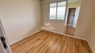 Apartamento Para Alugar com 3 quartos sendo 1 suítes no bairro Santa Mônica em Feira De Santana