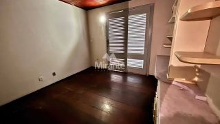 Casa Para Alugar com 5 quartos no bairro Capuchinhos em Feira De Santana