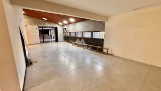 Casa Para Alugar com 5 quartos no bairro Capuchinhos em Feira De Santana