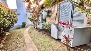 Casa Para Alugar com 5 quartos no bairro Capuchinhos em Feira De Santana