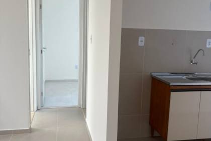 Apartamento Para Alugar com 2 quartos no bairro Sim em Feira De Santana