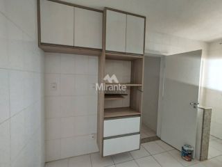 Apartamento Para Vender com 3 quartos sendo 1 suíte no bairro Santa Mônica em Feira De Santana
