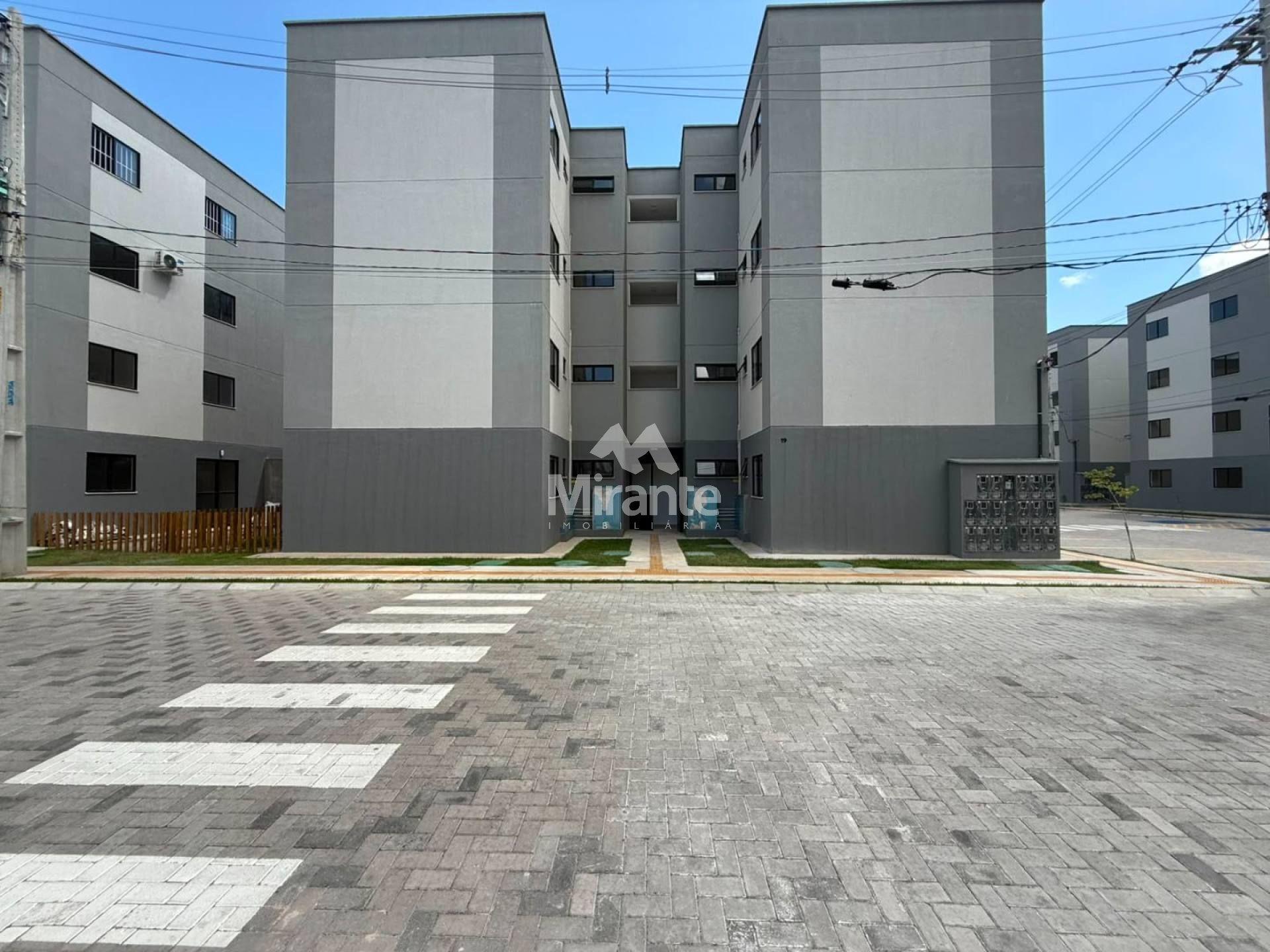 Apartamento Para Vender com 2 quartos no bairro SIM em Feira De Santana