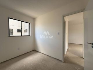 Apartamento Para Vender com 2 quartos no bairro SIM em Feira De Santana