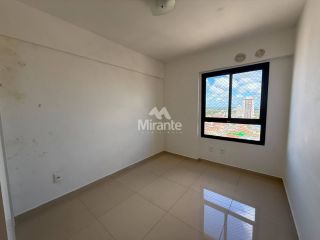 Apartamento Para Alugar com 3 quartos, sendo 1 suíte, no bairro Santa Mônica em Feira De Santana