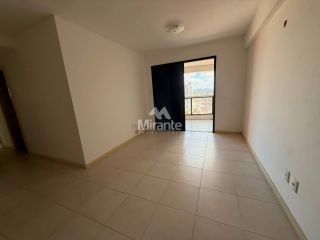 Apartamento Para Alugar com 3 quartos, sendo 1 suíte, no bairro Santa Mônica em Feira De Santana