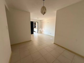 Apartamento Para Alugar com 3 quartos, sendo 1 suíte, no bairro Santa Mônica em Feira De Santana