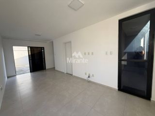 Casa de Condomínio Para Alugar com 3 quartos, sendo 1 suítes no bairro Registro em Feira De Santana