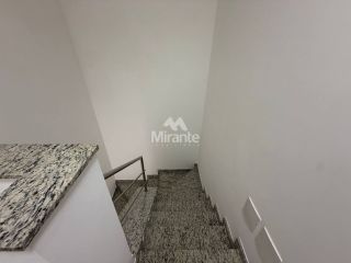 Casa de Condomínio Para Alugar com 3 quartos, sendo 1 suítes no bairro Registro em Feira De Santana