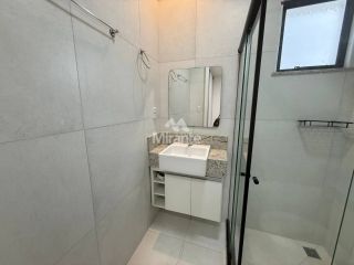 Casa de Condomínio Para Alugar com 3 quartos, sendo 1 suítes no bairro Registro em Feira De Santana