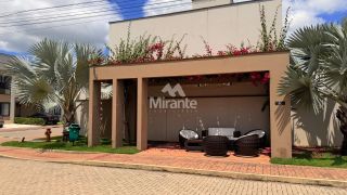 Casa Duplex de Condomínio Para Alugar com 2 quartos, sendo 1 suíte, 2 vagas de garagem, no bairro Registro em Feira De Santana