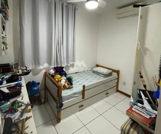 Casa de Condomínio Para Vender com 3 quartos sendo 1 suíte no bairro Sim em Feira De Santana