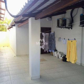 Casa de Condomínio Para Vender com 4 quartos sendo 4 suítes no Sitio do Conde em Conde