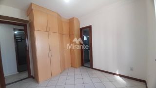 Apartamento Para Alugar com 2 quartos sendo 1 suíte no bairro Ponto Central em Feira De Santana