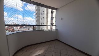 Apartamento Para Alugar com 2 quartos sendo 1 suíte no bairro Ponto Central em Feira De Santana